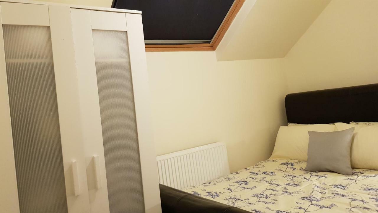 Appart, Flat C Aparthotel Лийдс Екстериор снимка